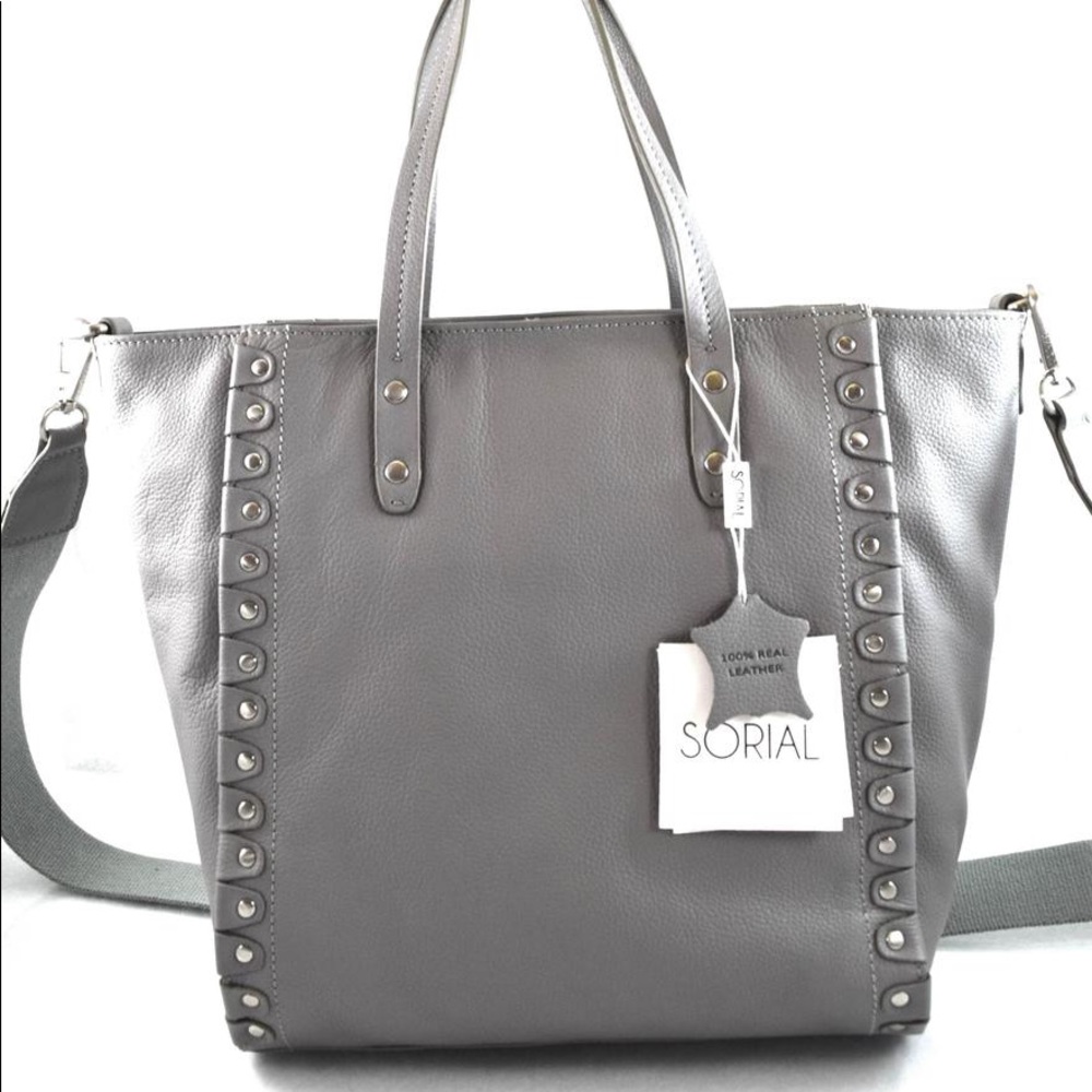 Grey tote bag!! place an offer & i’ll work w u :))